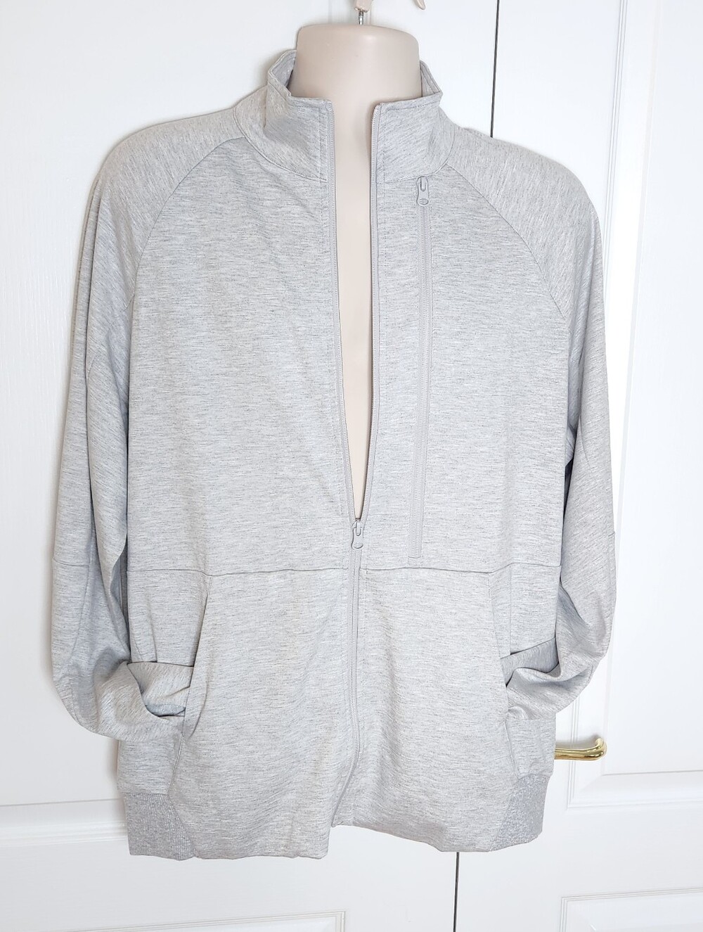 Blue Ice Mens Large Full Zip Track Jacket  Rayon Blend Mock Neck Gray NWT